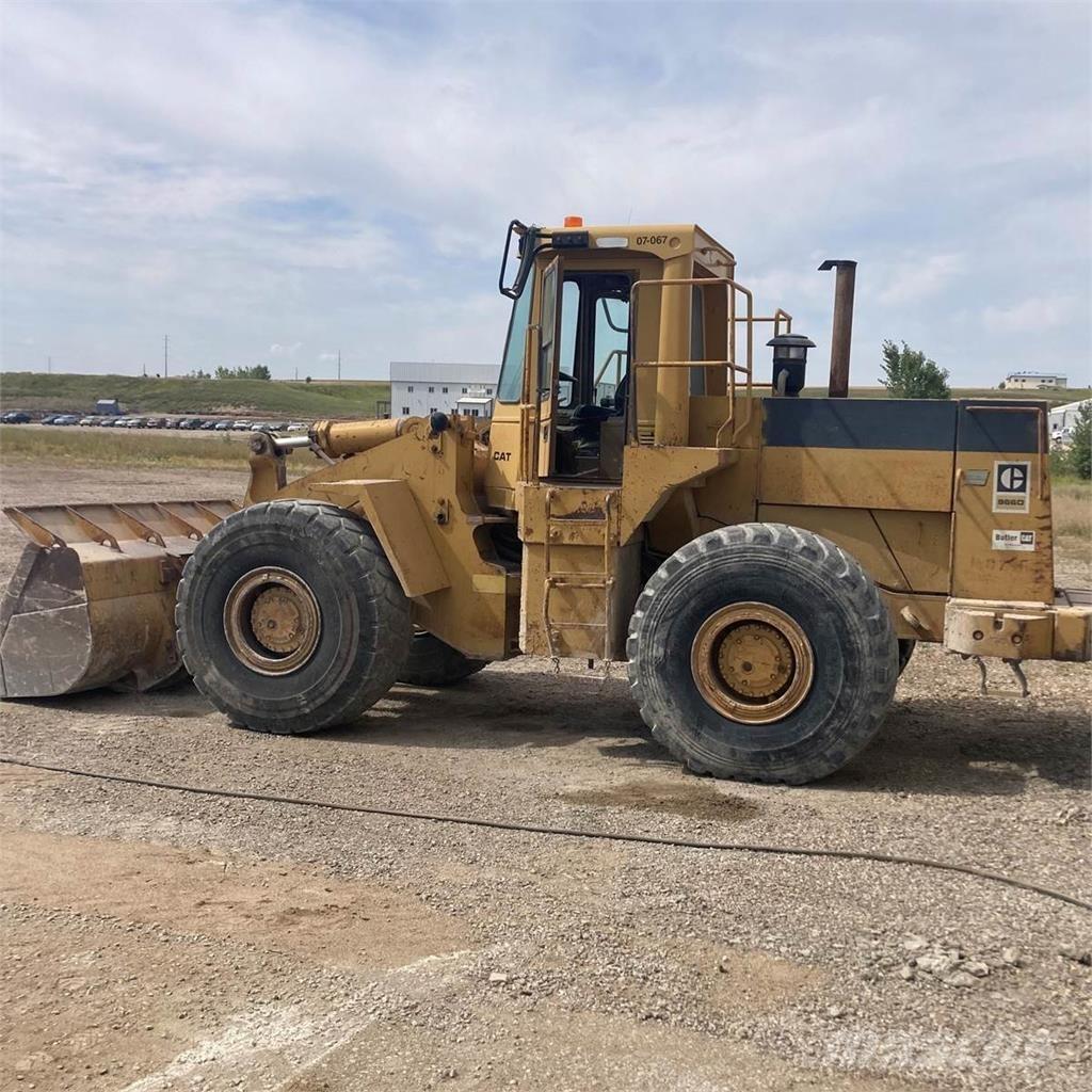 CAT 966D 輪胎式裝載機