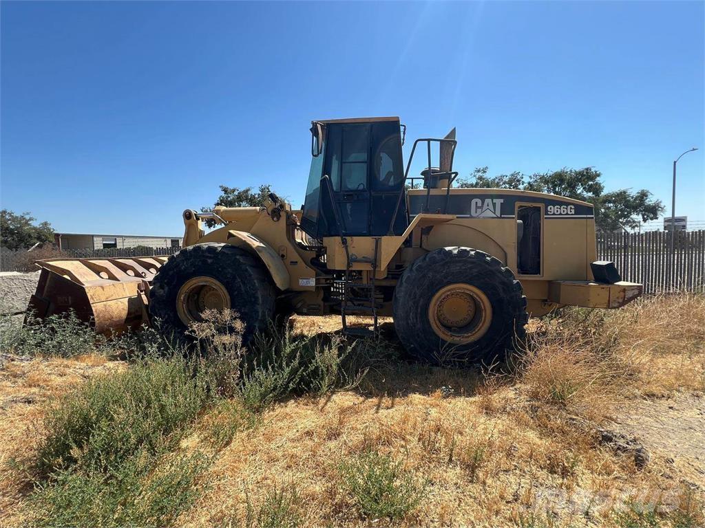 CAT 966G 輪胎式裝載機