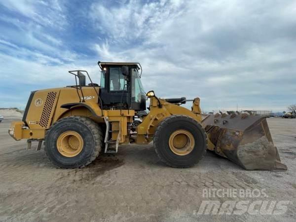 CAT 966K 輪胎式裝載機
