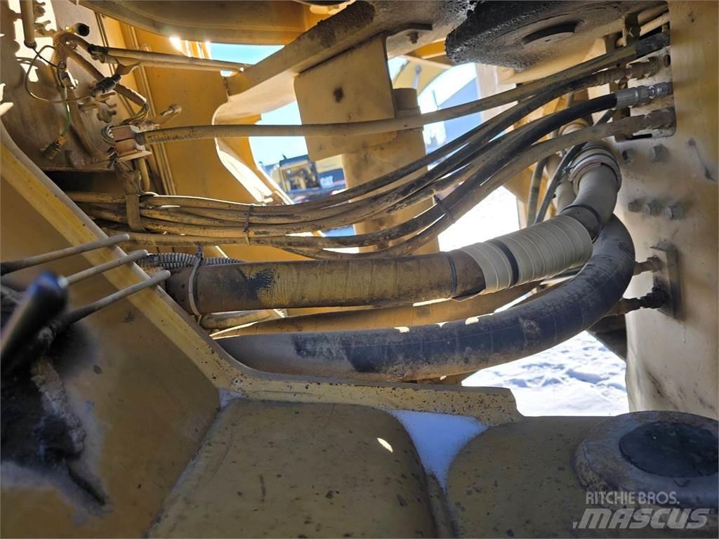 CAT 980F 輪胎式裝載機