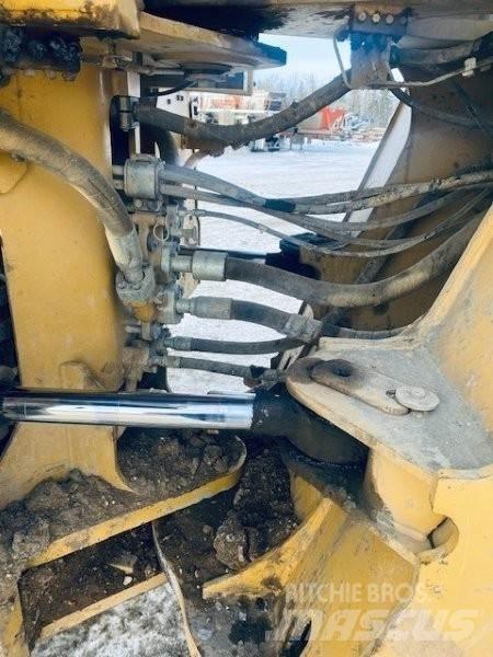 CAT 980M 輪胎式裝載機