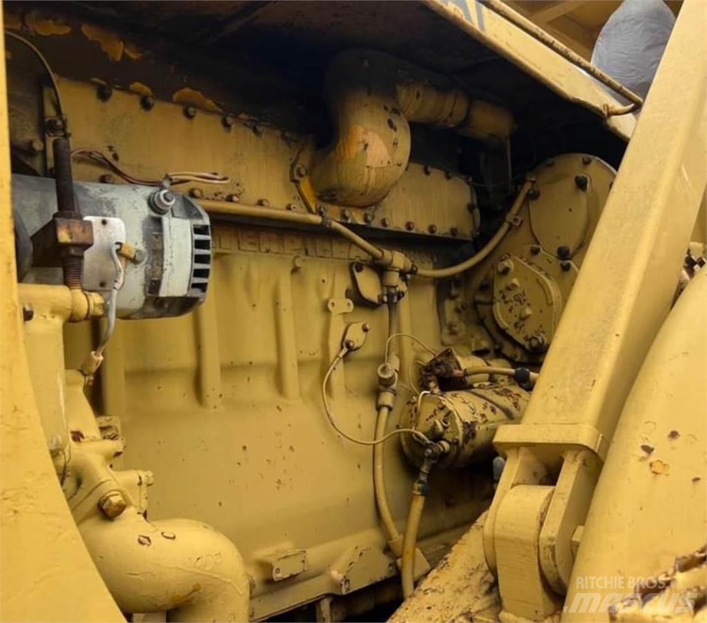 CAT 988 輪胎式裝載機