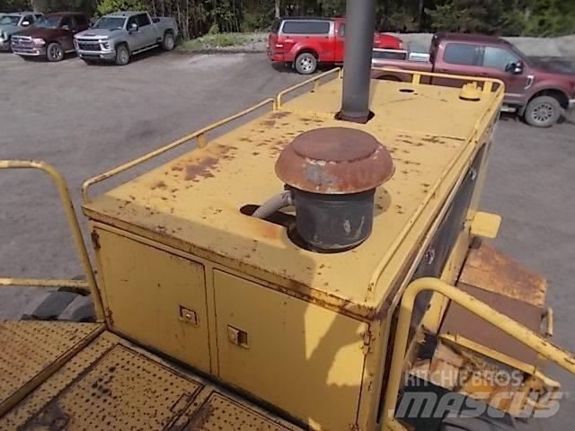 CAT 988B 輪胎式裝載機