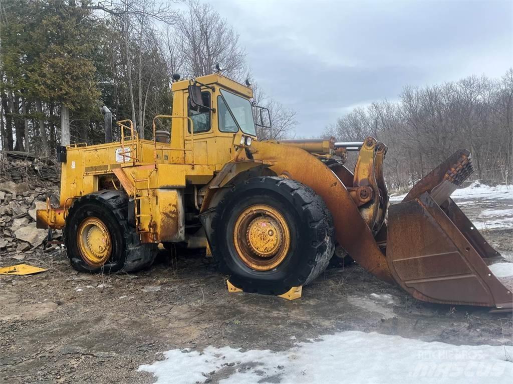 CAT 988B 輪胎式裝載機