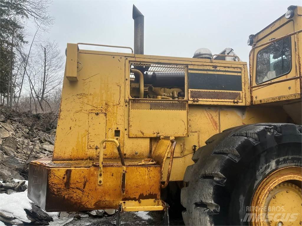 CAT 988B 輪胎式裝載機