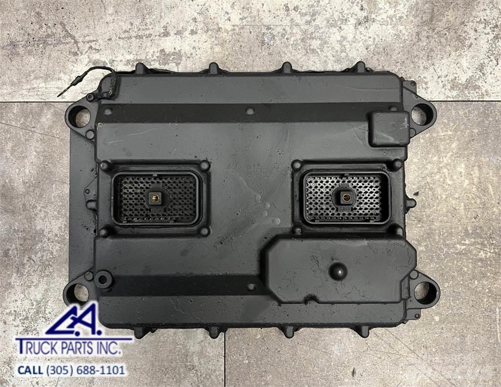 CAT C11 電子設備