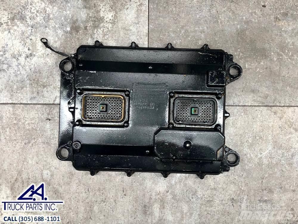 CAT C11 電子設備
