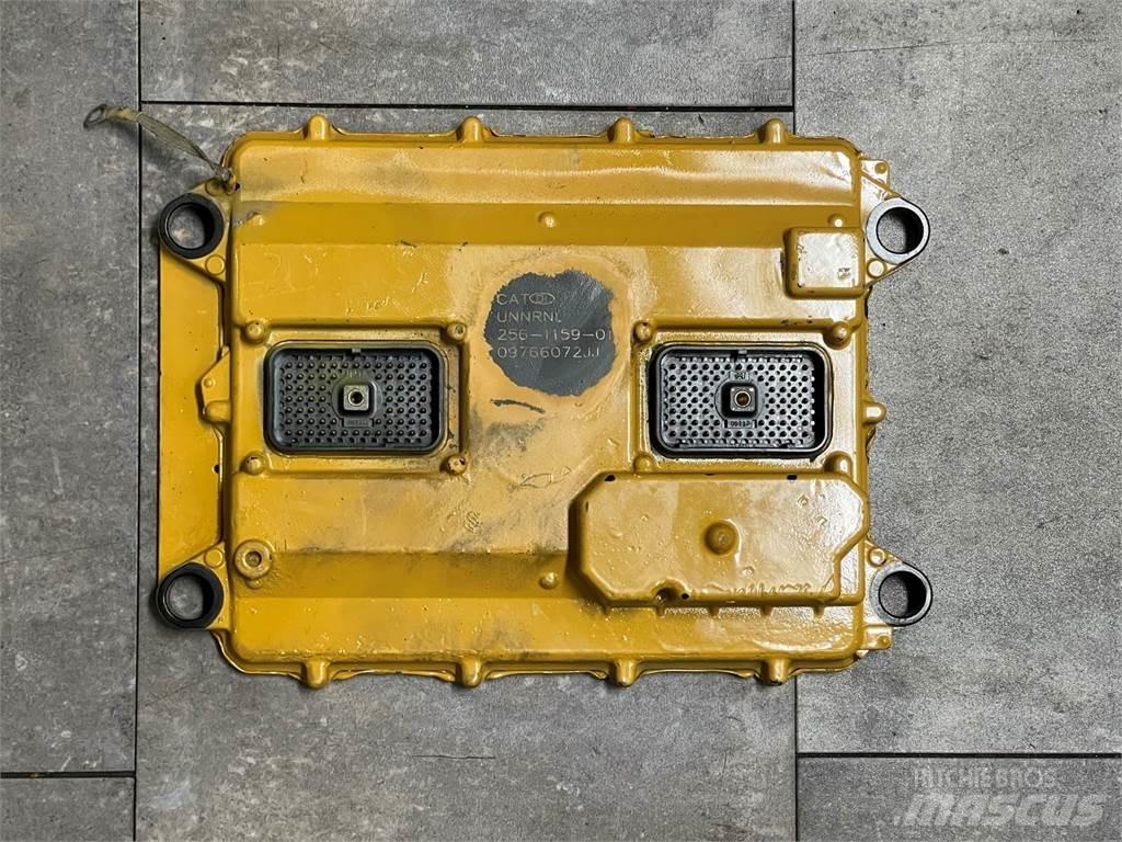 CAT C13 電子設備