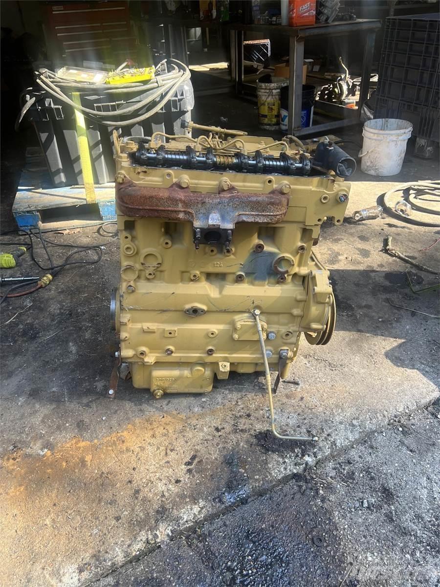 CAT C4.4 引擎/發動機