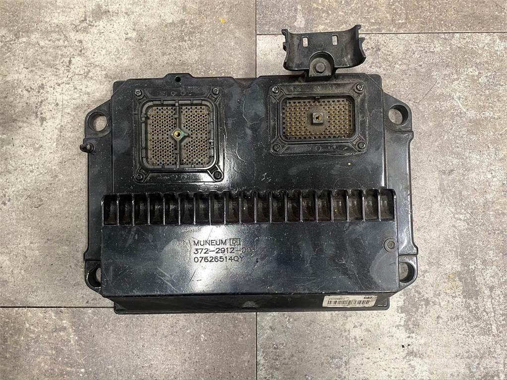 CAT C7 電子設備