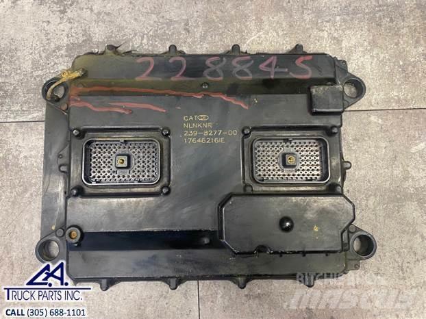 CAT C7 電子設備