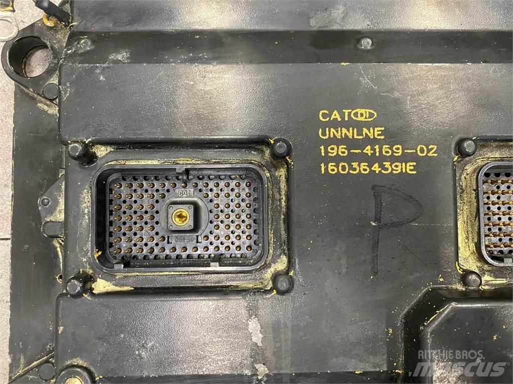 CAT C7 電子設備