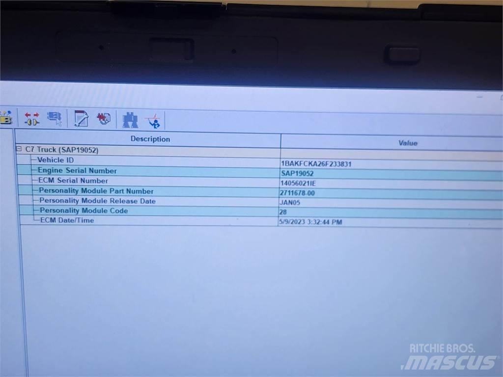 CAT C7 電子設備