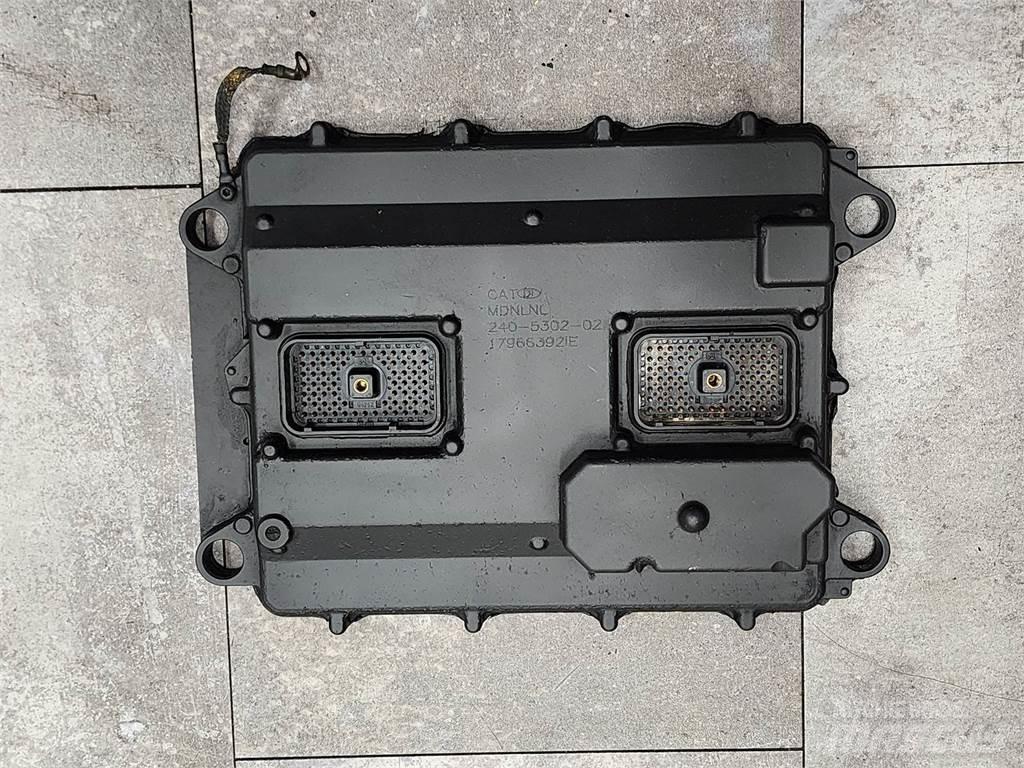 CAT C7 電子設備
