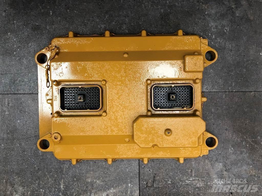 CAT C7 電子設備