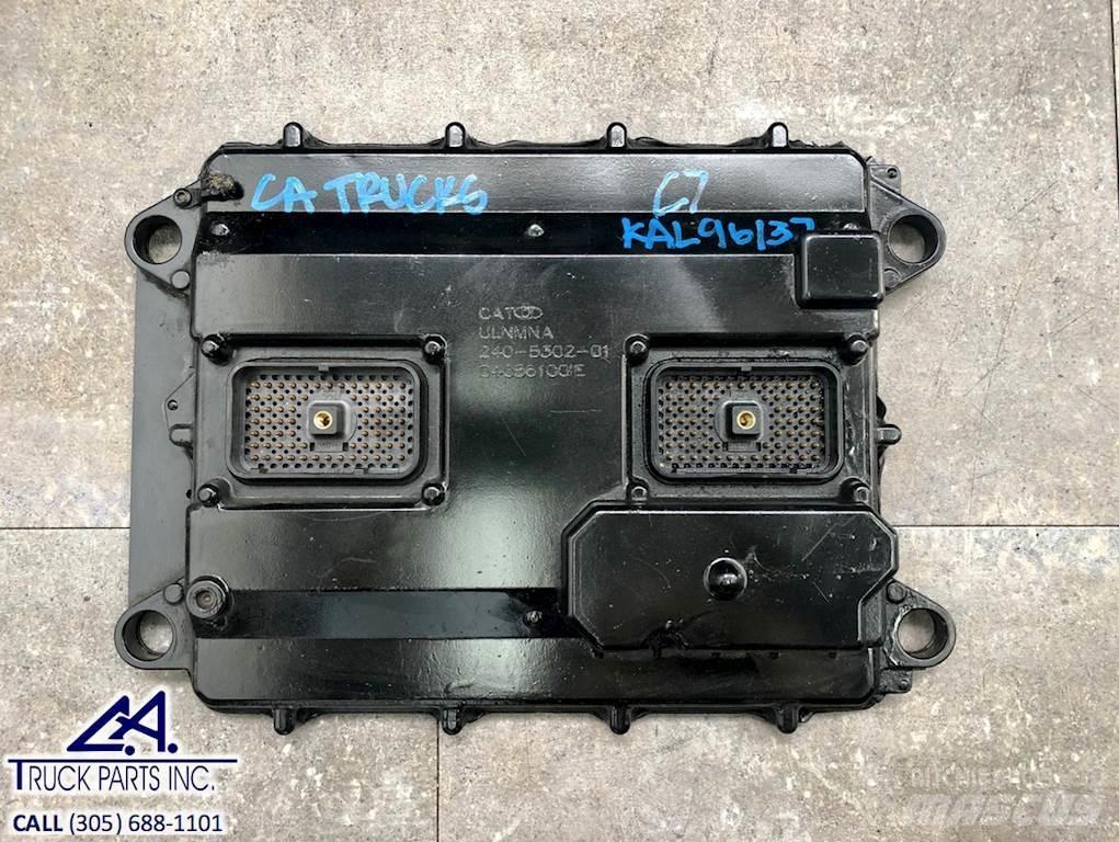 CAT C7 電子設備