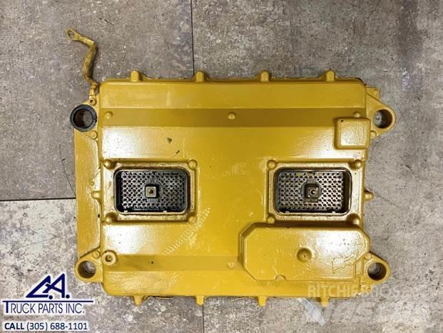 CAT C9 電子設備