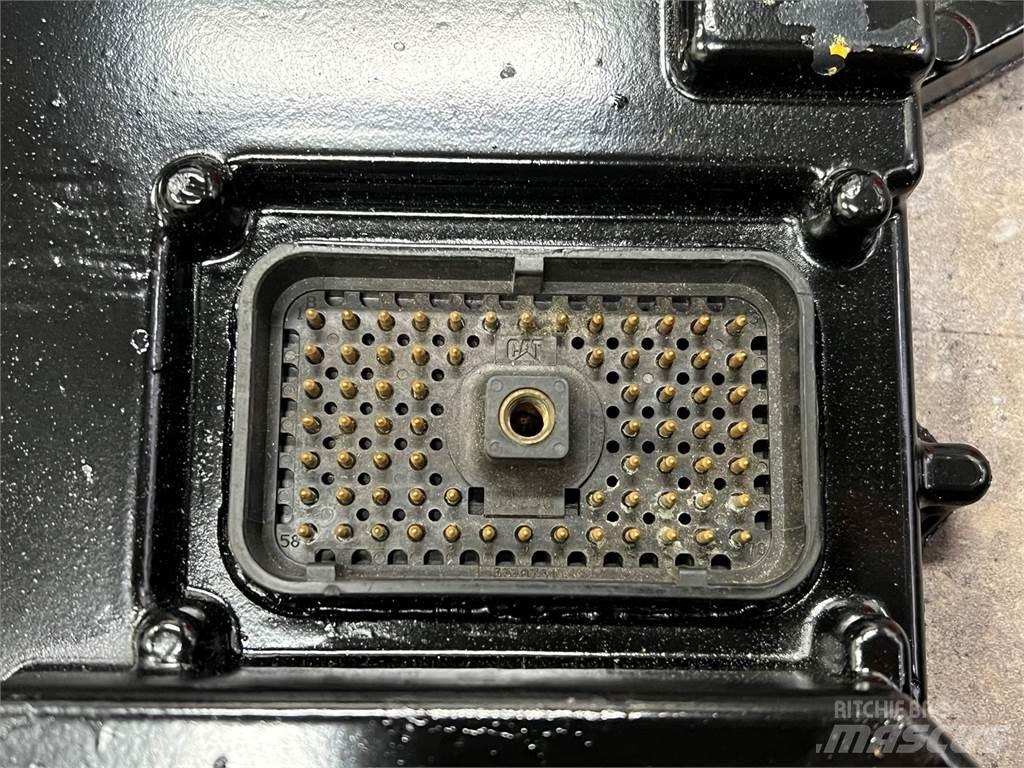 CAT C9 電子設備