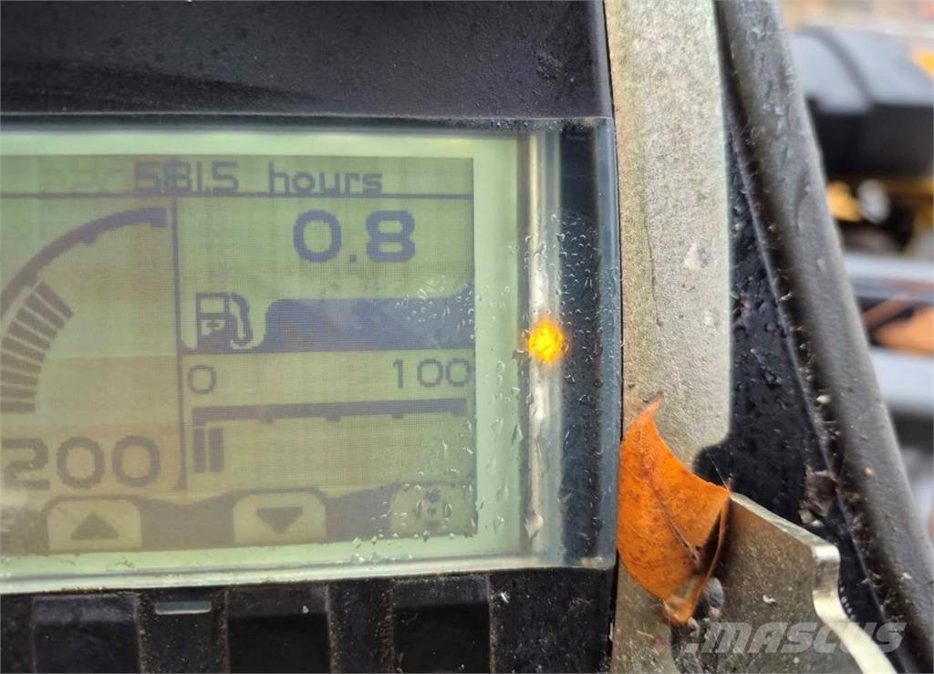 CAT CB54B 單輪滾壓機