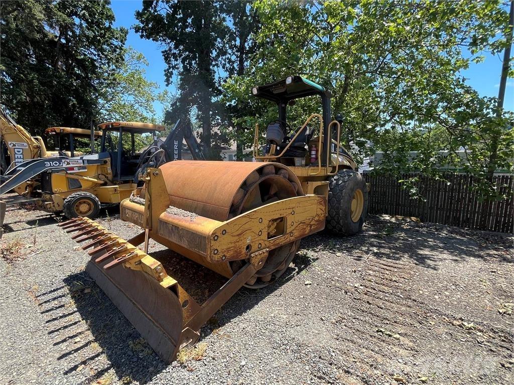CAT CP563E 單輪滾壓機