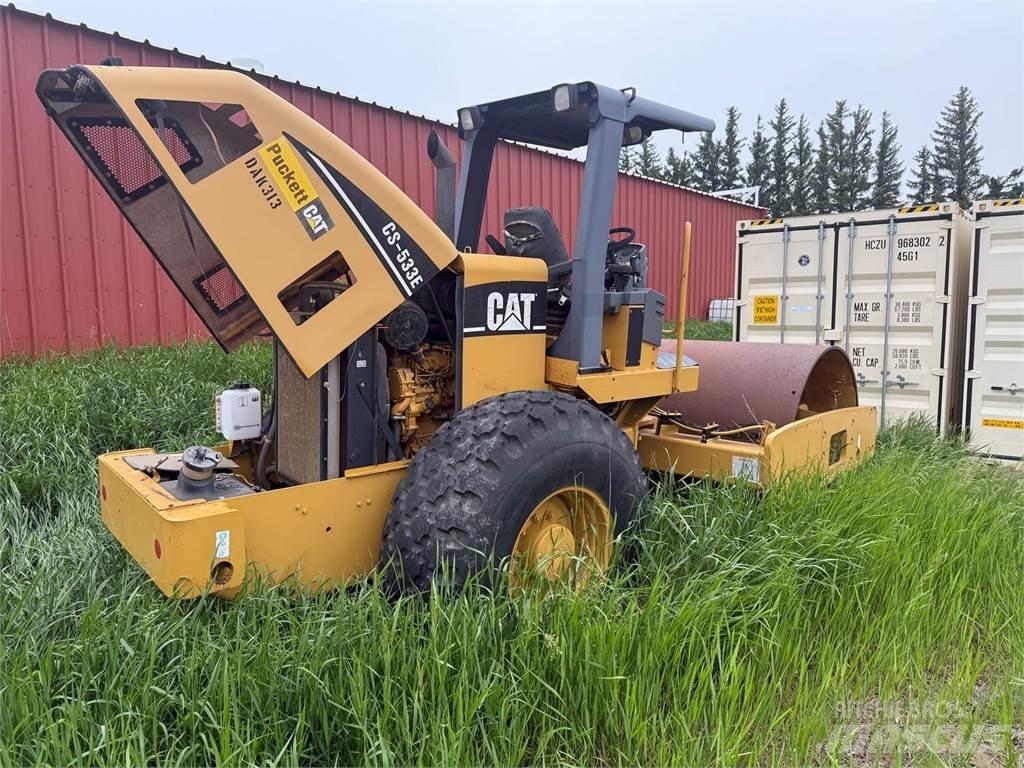 CAT CS533E 單輪滾壓機