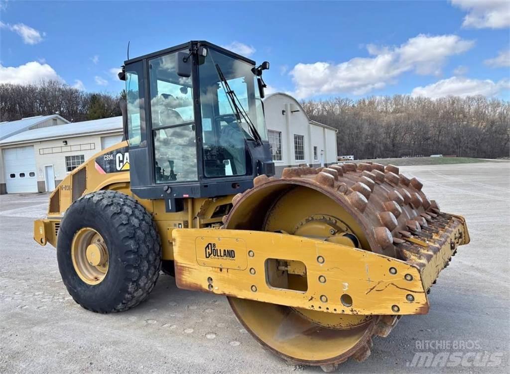 CAT CS56 土壤壓實機