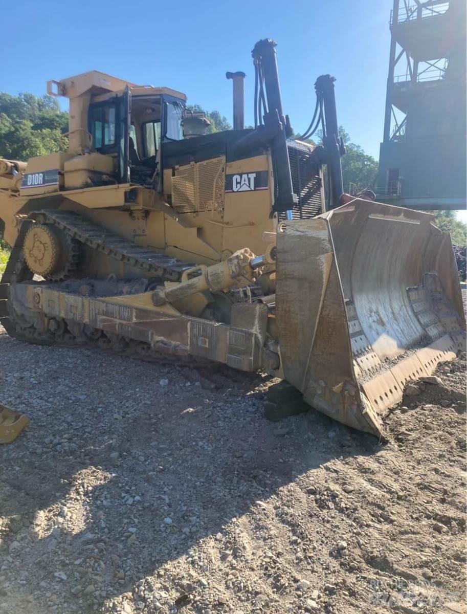 CAT D10R 履帶推土機