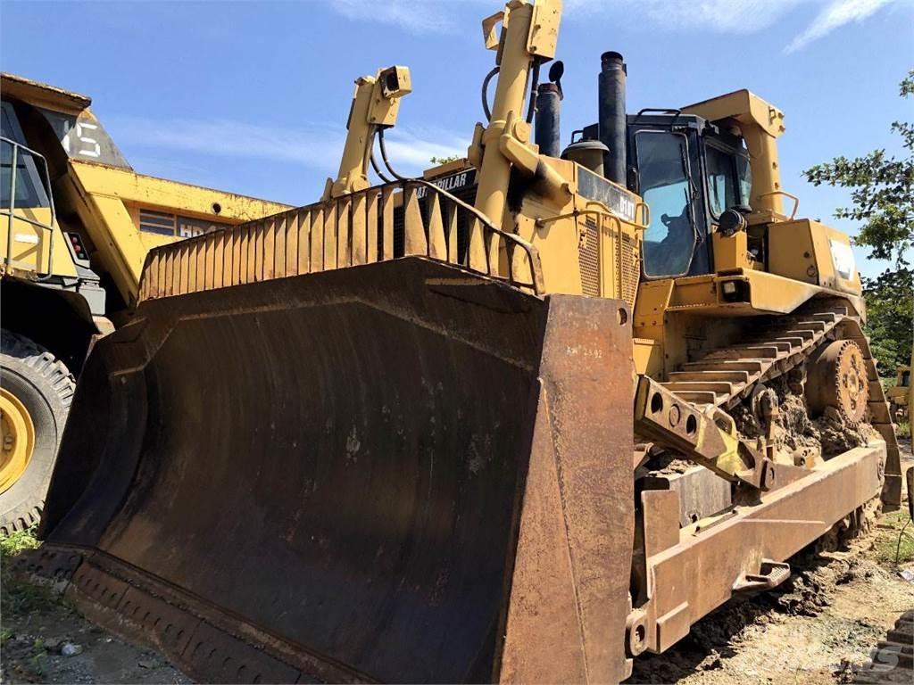 CAT D10T 履帶推土機