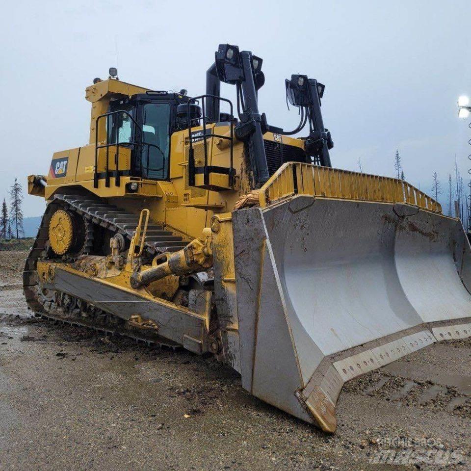 CAT D10T 履帶推土機