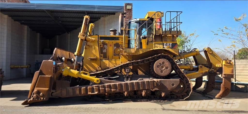 CAT D10T 履帶推土機