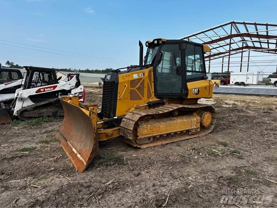 CAT D3 履帶推土機