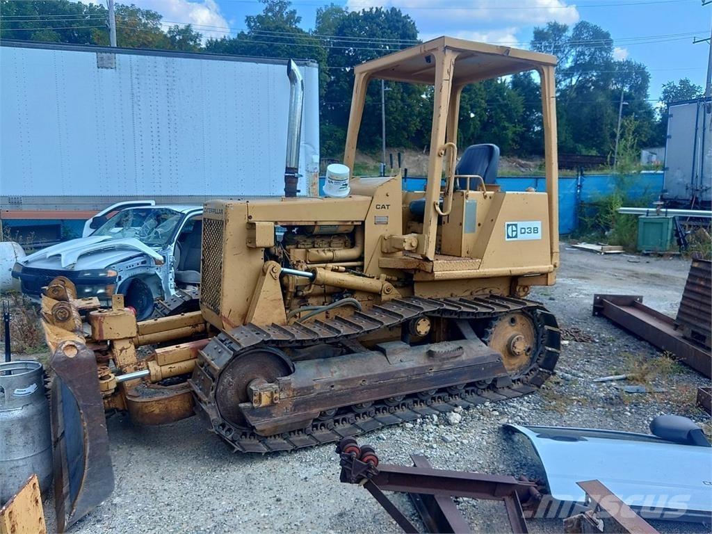 CAT D3B 履帶推土機