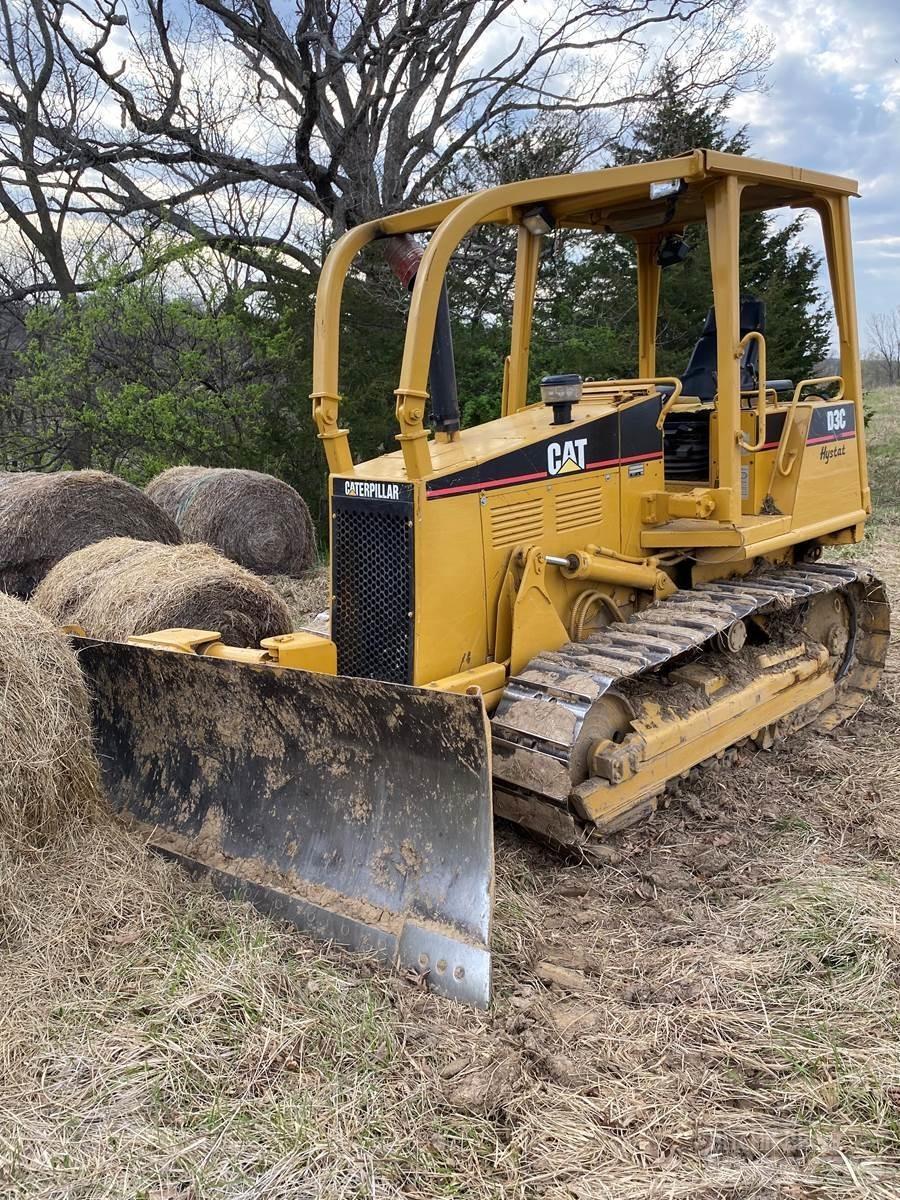 CAT D3C 履帶推土機