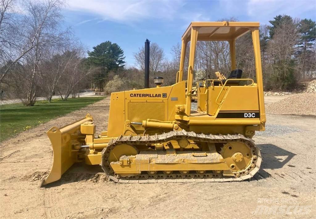 CAT D3C 履帶推土機