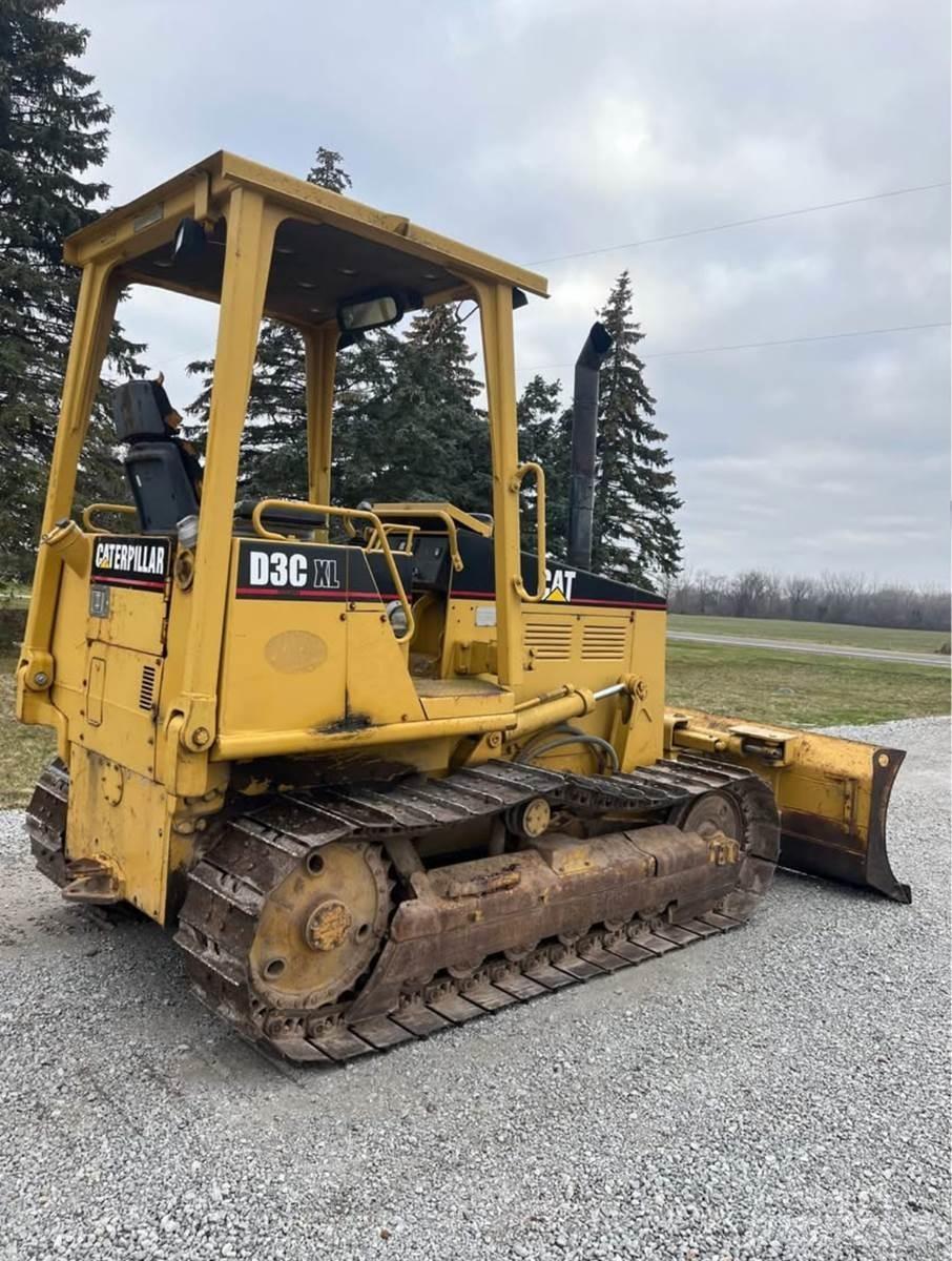 CAT D3C XL 履帶推土機