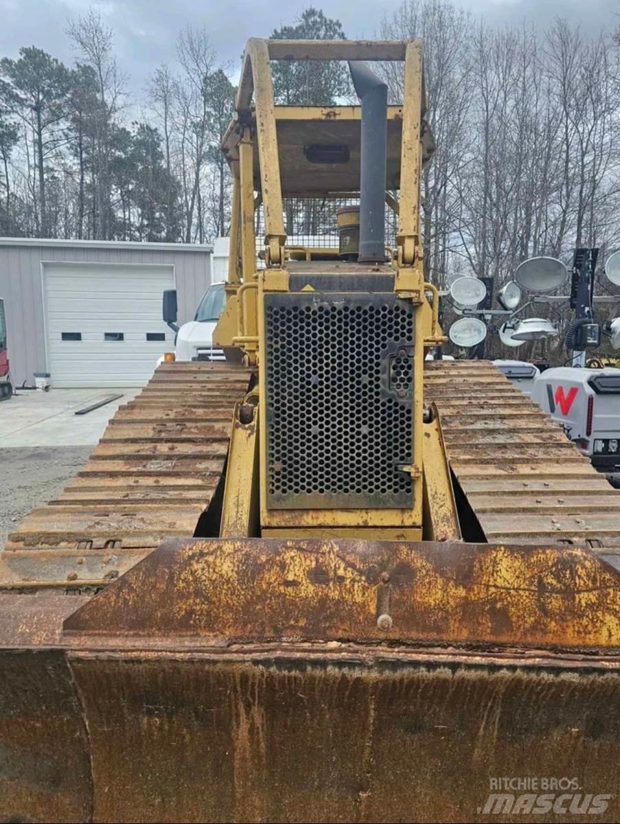 CAT D4H II 履帶推土機