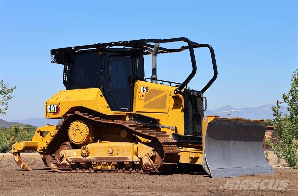 CAT D5 XL 履帶推土機