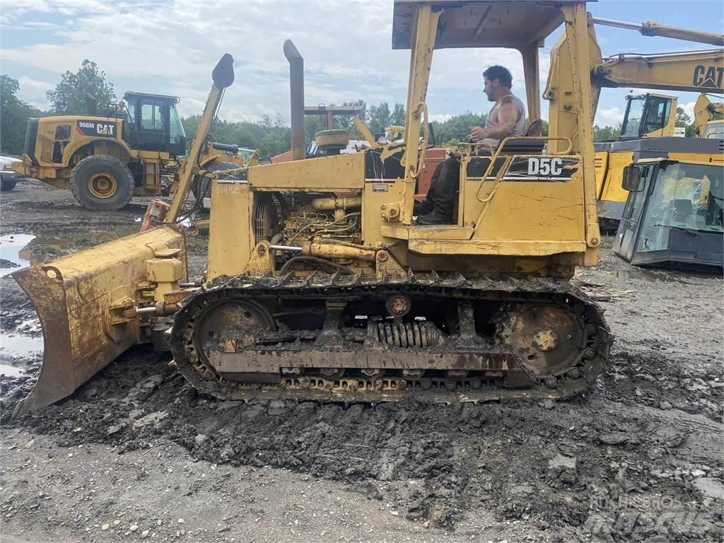 CAT D5C 履帶推土機