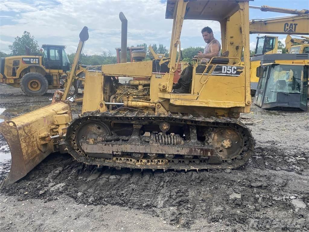 CAT D5C 履帶推土機