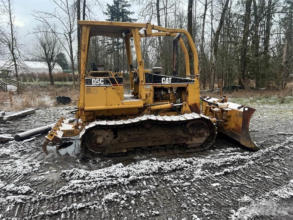 CAT D5C 履帶推土機