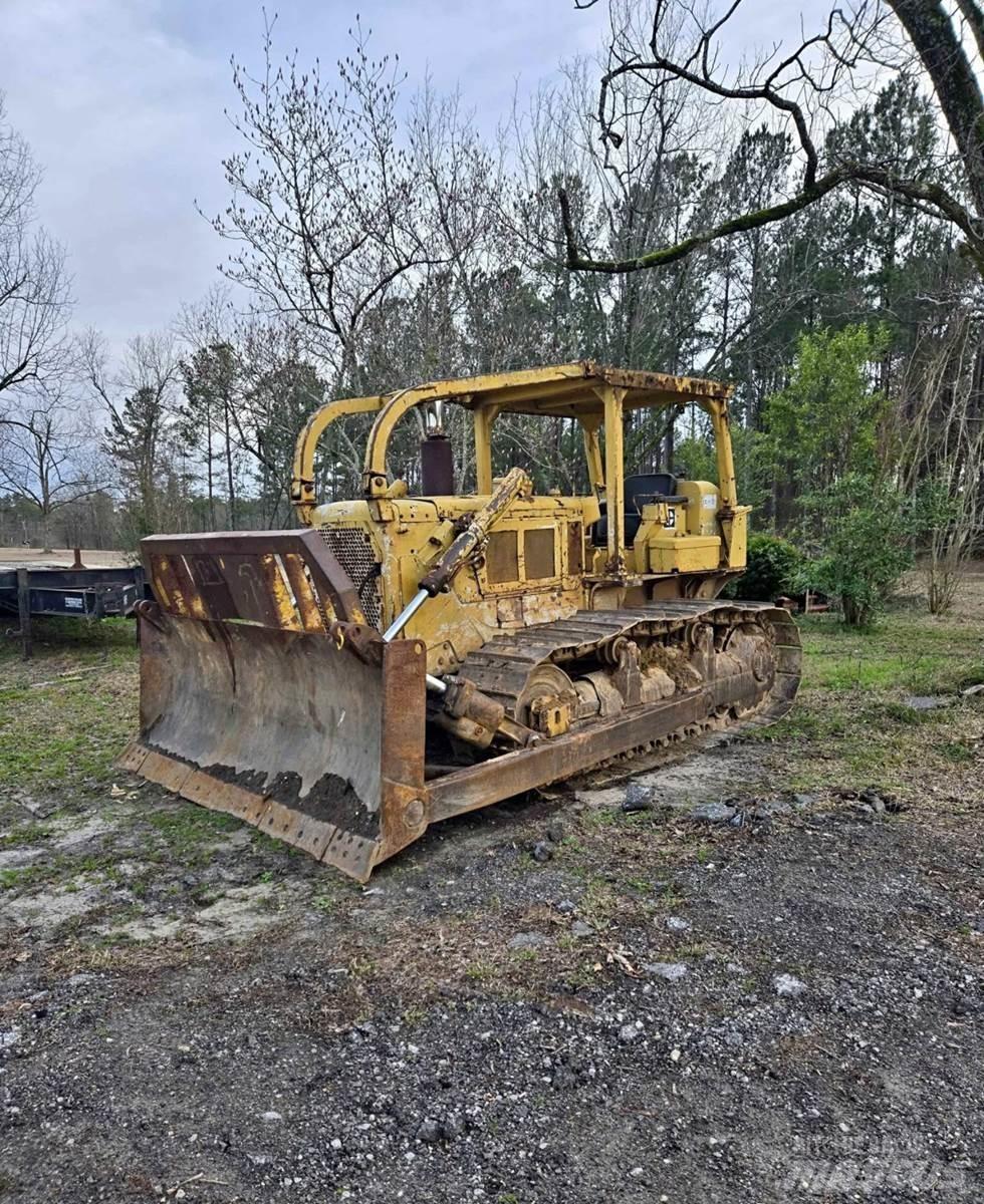 CAT D6C 履帶推土機