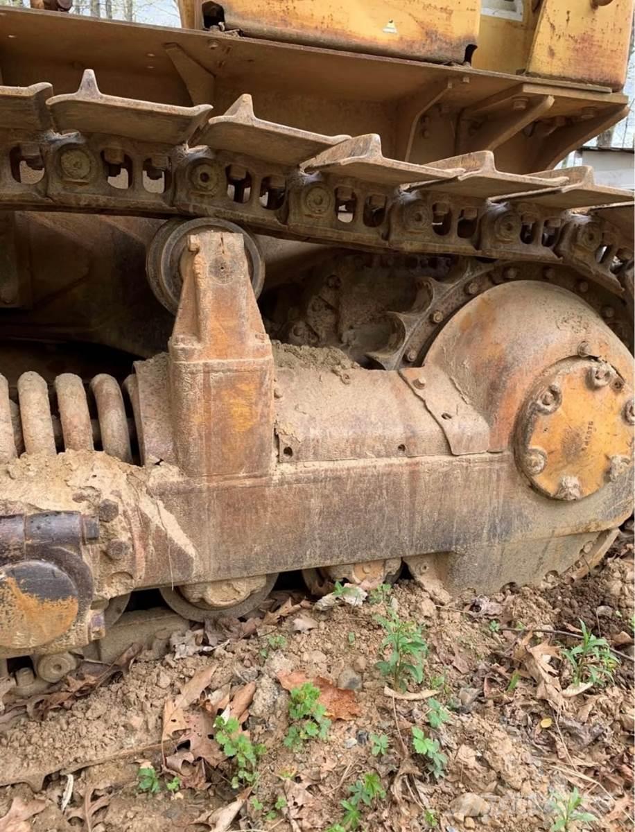 CAT D6C 履帶推土機