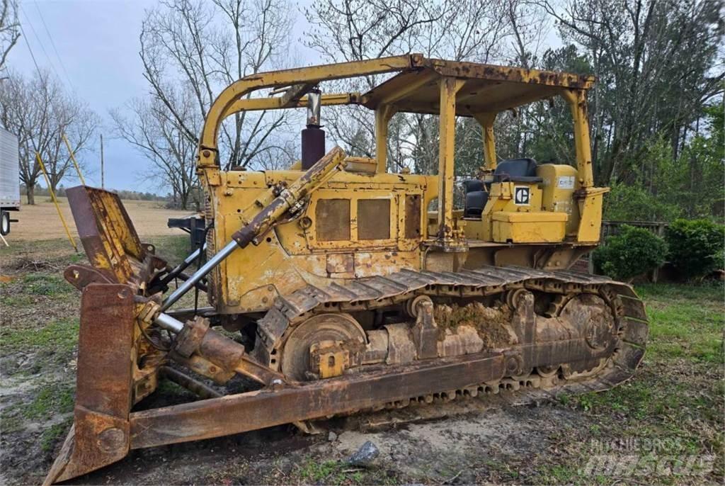 CAT D6C 履帶推土機