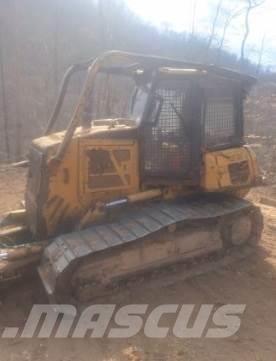 CAT D6K 履帶推土機