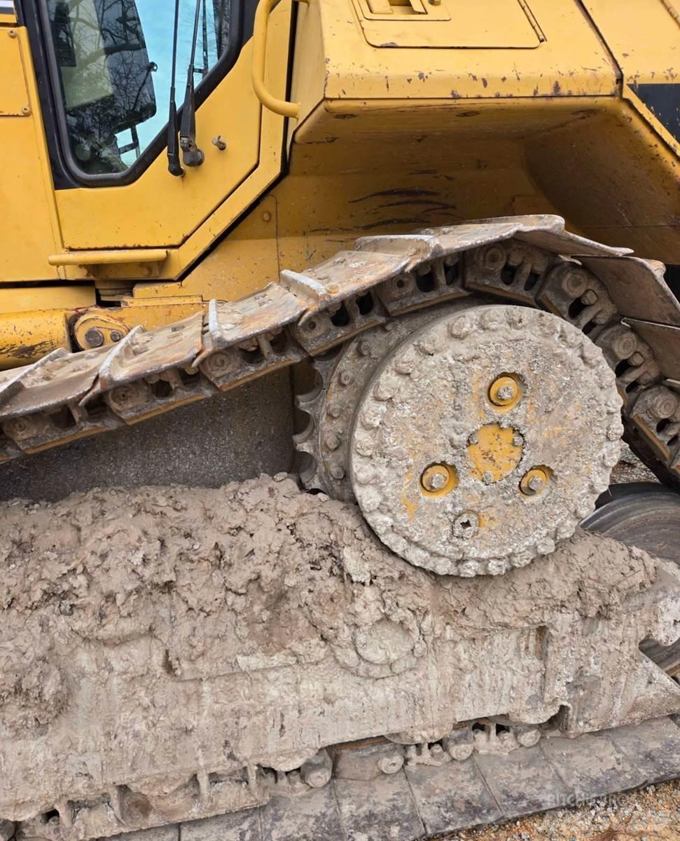 CAT D6M XL 履帶推土機