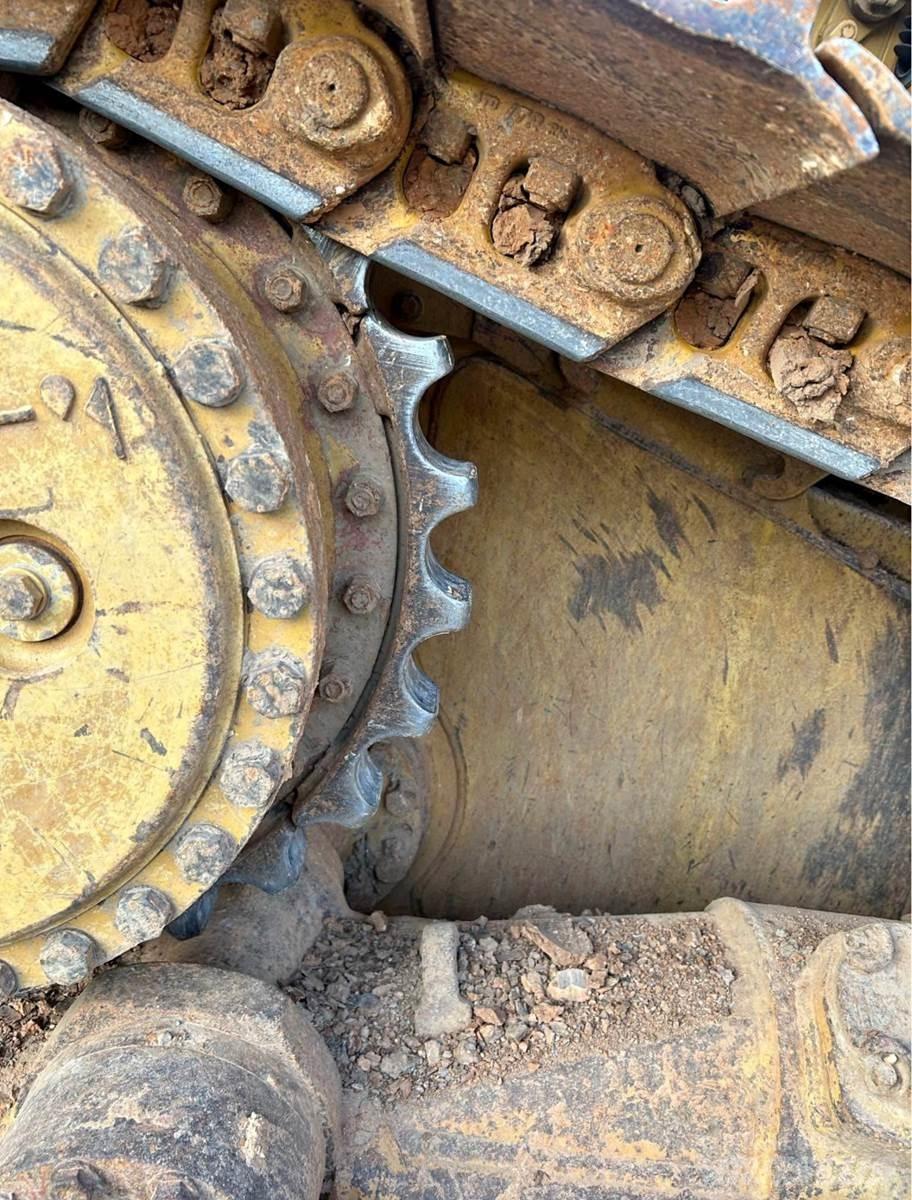 CAT D6M XL 履帶推土機