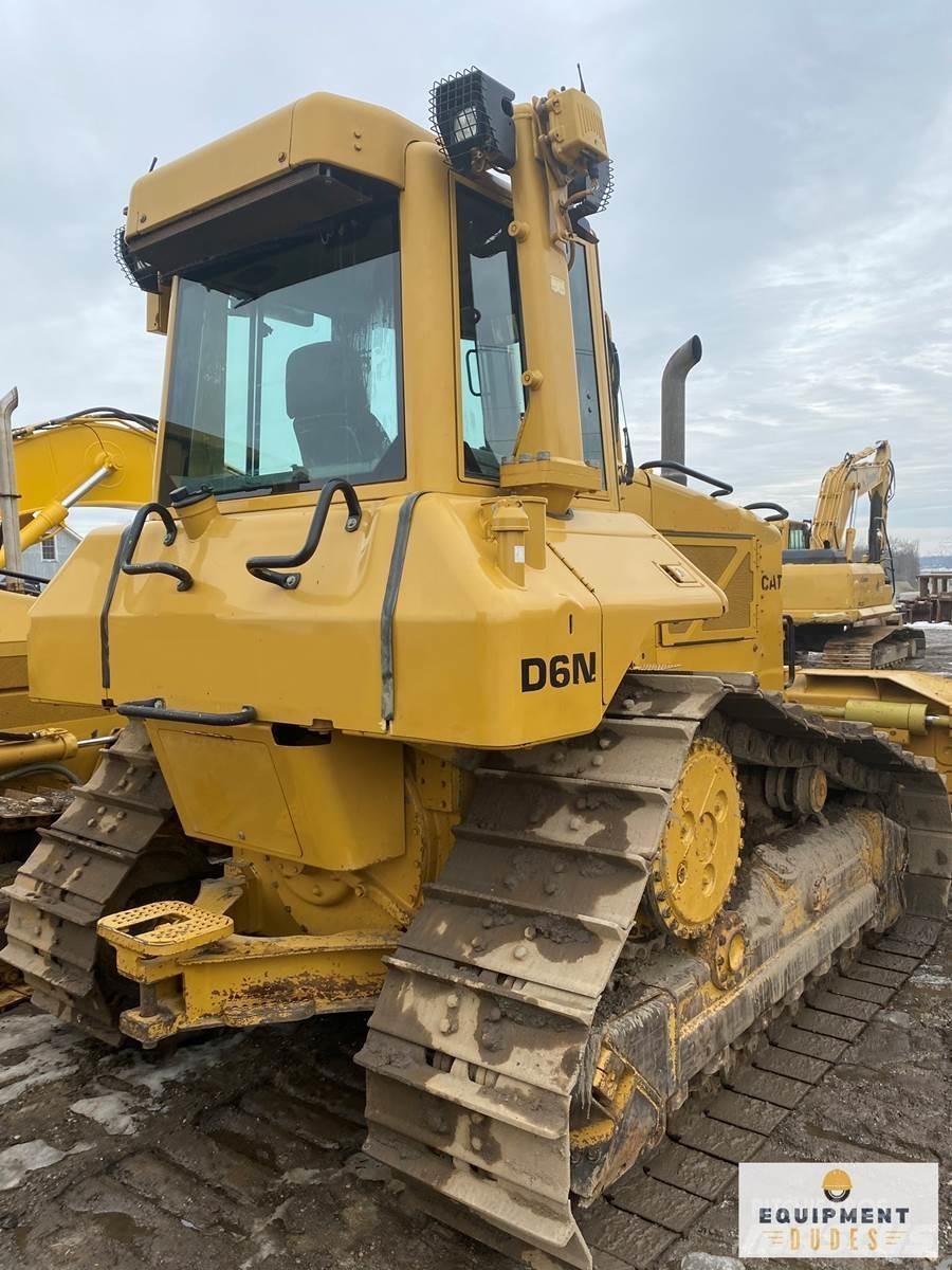 CAT D6N XL 履帶推土機
