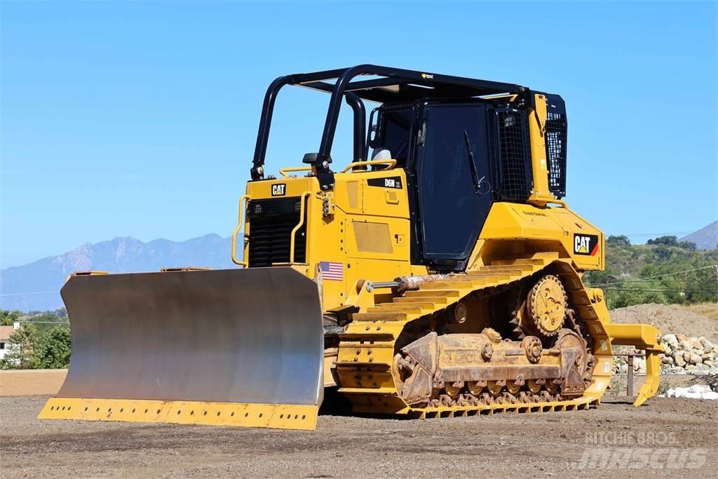 CAT D6N XL 履帶推土機
