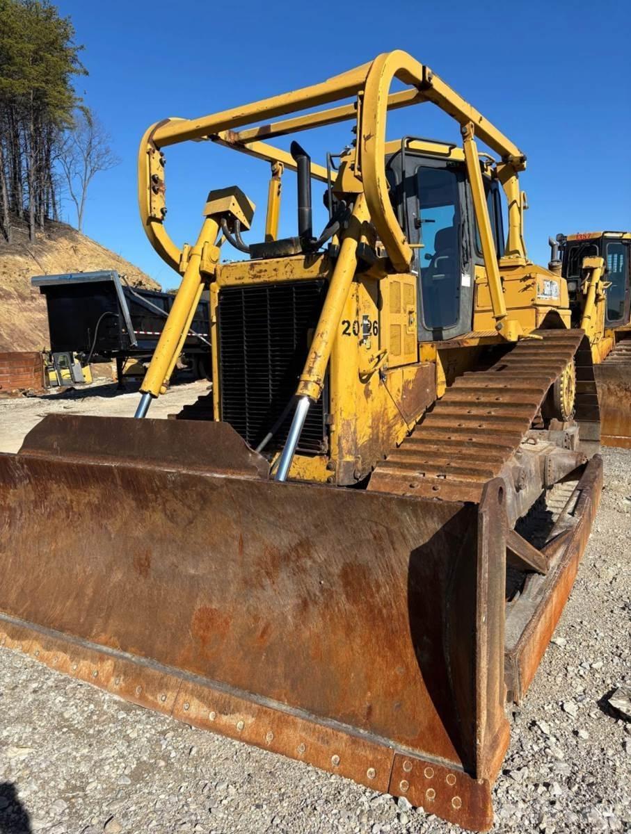 CAT D6R 履帶推土機