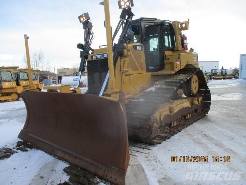CAT D6T 履帶推土機